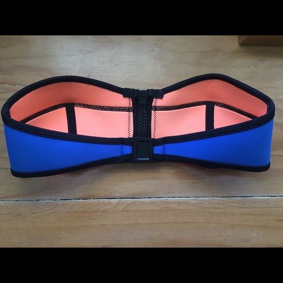 Authentic triangl swimsuit - Picture 2 of 5